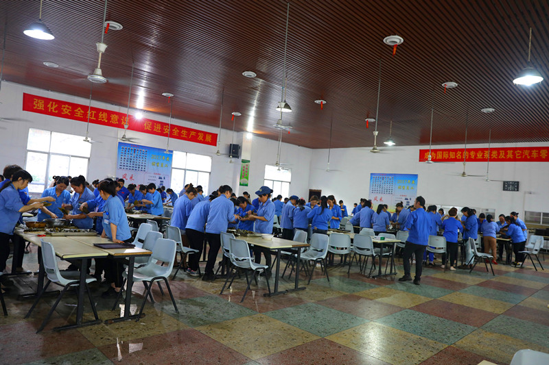 AG旗舰厅 (中国大陆) Apple Store